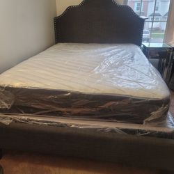 2 Full Grey Beds 