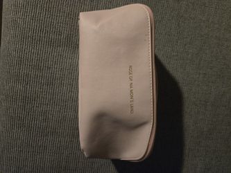 Rose of Na Mon's Land Makeup Bag Set