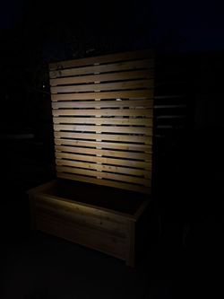 Privacy Screen Planter 