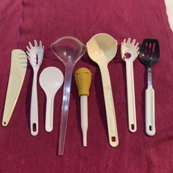 Vntg 8 - Nylon Slotted Spoons & Utensils / Random Kitchen Tools 