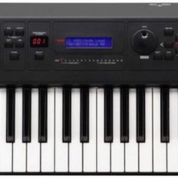 Yamaha MX61