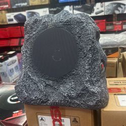 BLUETOOTH ROCK LIGHTS SPEAKERS 