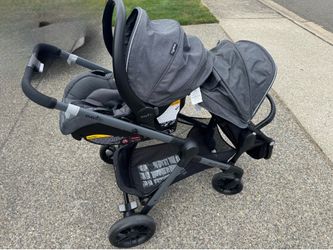 Evenflo Double stroller w/removable car seat