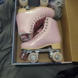 Womens Retro Roller Skates 