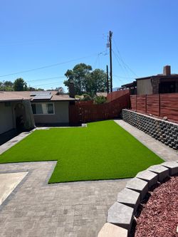 Grama artificial/// pavers ///rook///more