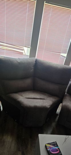 Wedge chair with side piece