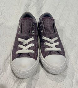 Girls Converse Size 2