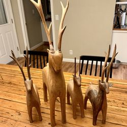 Solid Wood Antelope Deer Decoration Set