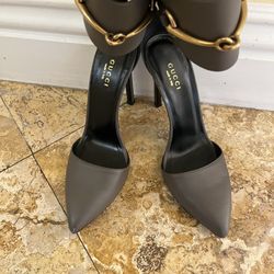 Authentic Gray Gucci Pumps Sz 37