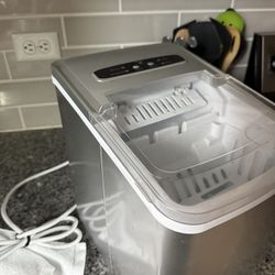 Ice Maker