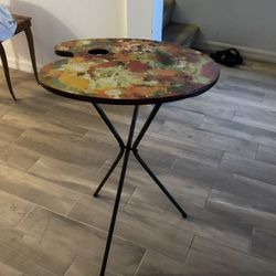 Palette Table 