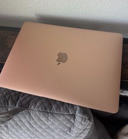 MacBook Air 13 / 2022
