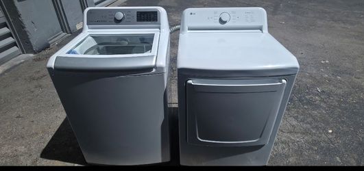 High-Efficiency LG Washer & Dryer Set – Like New & Ready to Go!