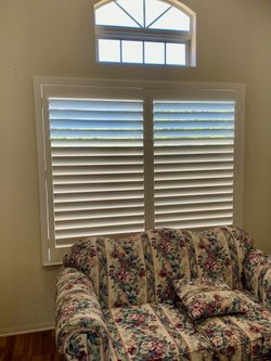 Custom Plantation Shutters for all types of windows, sliding doors, and closets. Persianas de Madera. BEST PRICES. Install Included. 951-573-2560