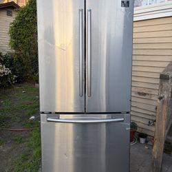 Samsung French door Refrigerator 