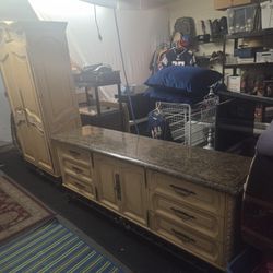 Bedroom Furniture Set Vintage French Style Dresser Armoire Mirror
Beautiful set in excellent condition 

Dresser is 9 drawer