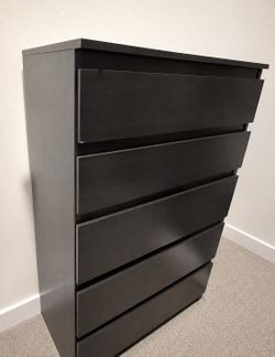 5-Drawer Dresser / Chest of Drawers
