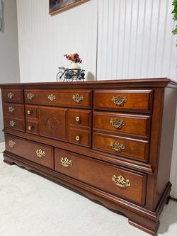 Dresser, Cajonera