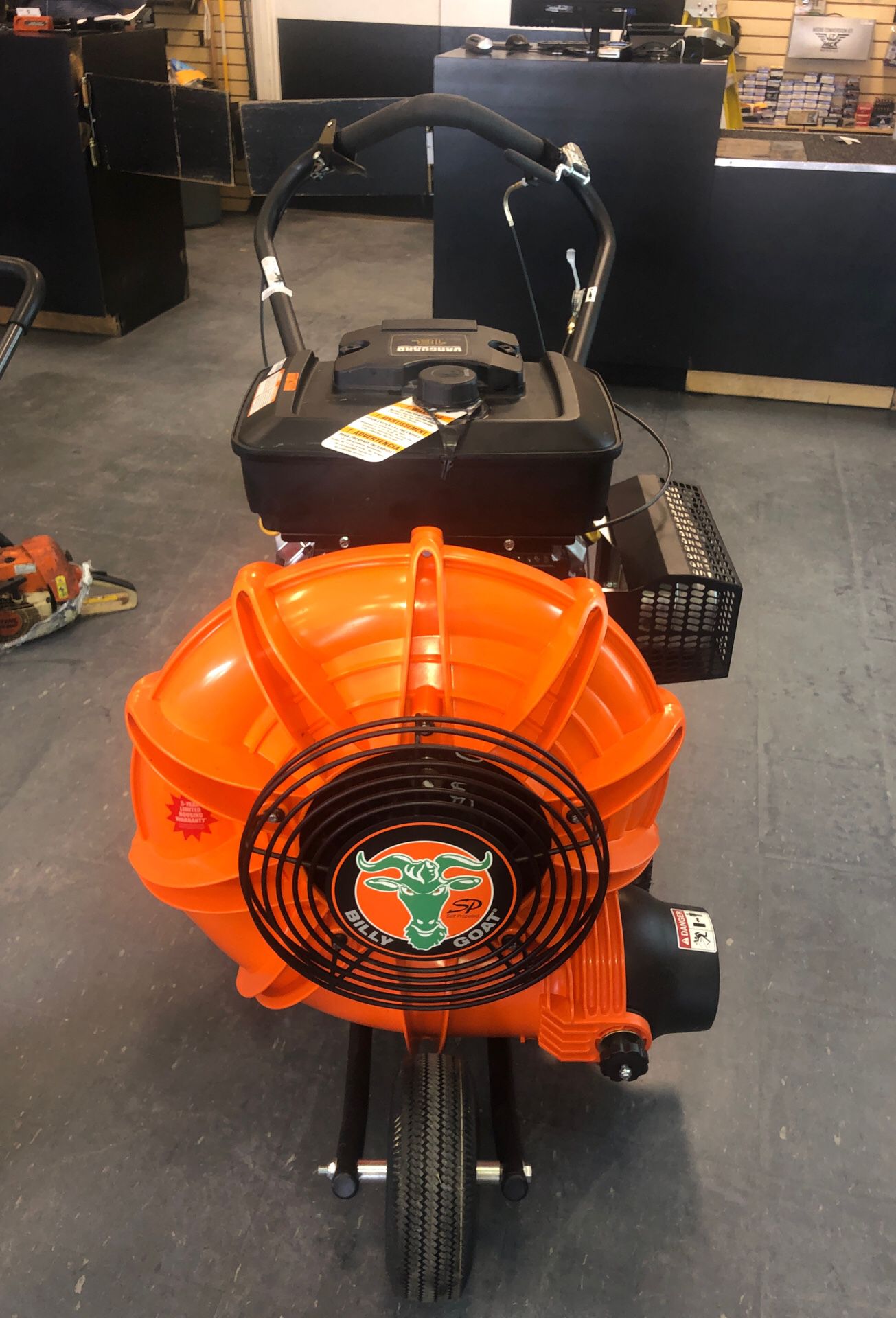 New vanguard Billy Goat Leaf blower commercial Power !$1,999.99