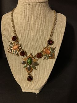 Beautiful colorful necklace 20” inches long 108