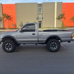 Toyota Tacoma PreRunner 