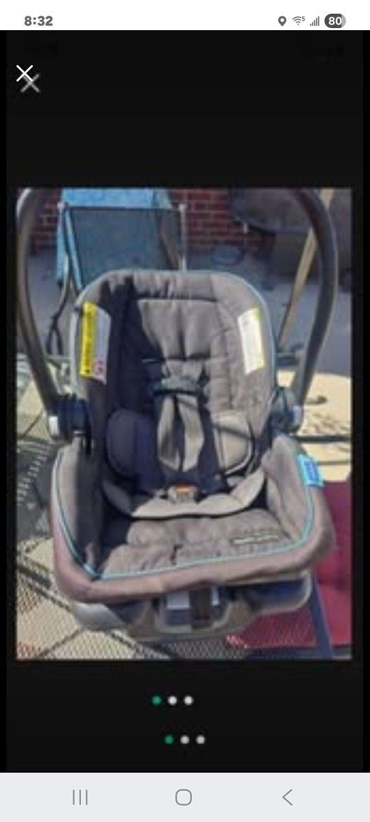 Graco Snug Ride LX Infant Car Seat & Base