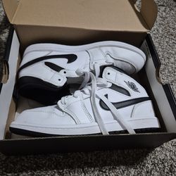 Gently used Jordan's