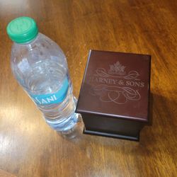 76011 harney & sons wooden tea chest box