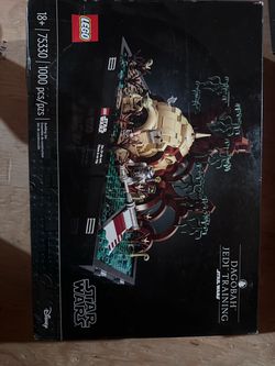 LEGO Star Wars Dagobah Jedi Training Diorama