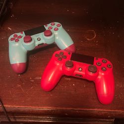 PlayStation 4 Controller(s)