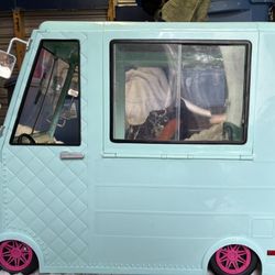 Generation Sweet Stop Ice Cream Truck designed for 18-inch dolls. 
