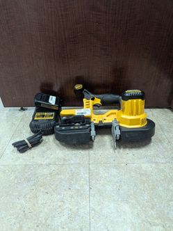 DEWALT M:DCS371 BAND SAW