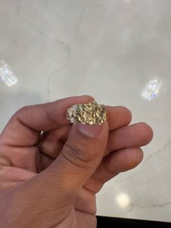 size 9 10kt nugget ring