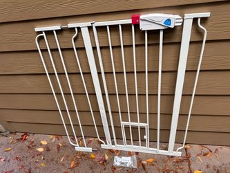 42” tall extra tall baby gate with pet door