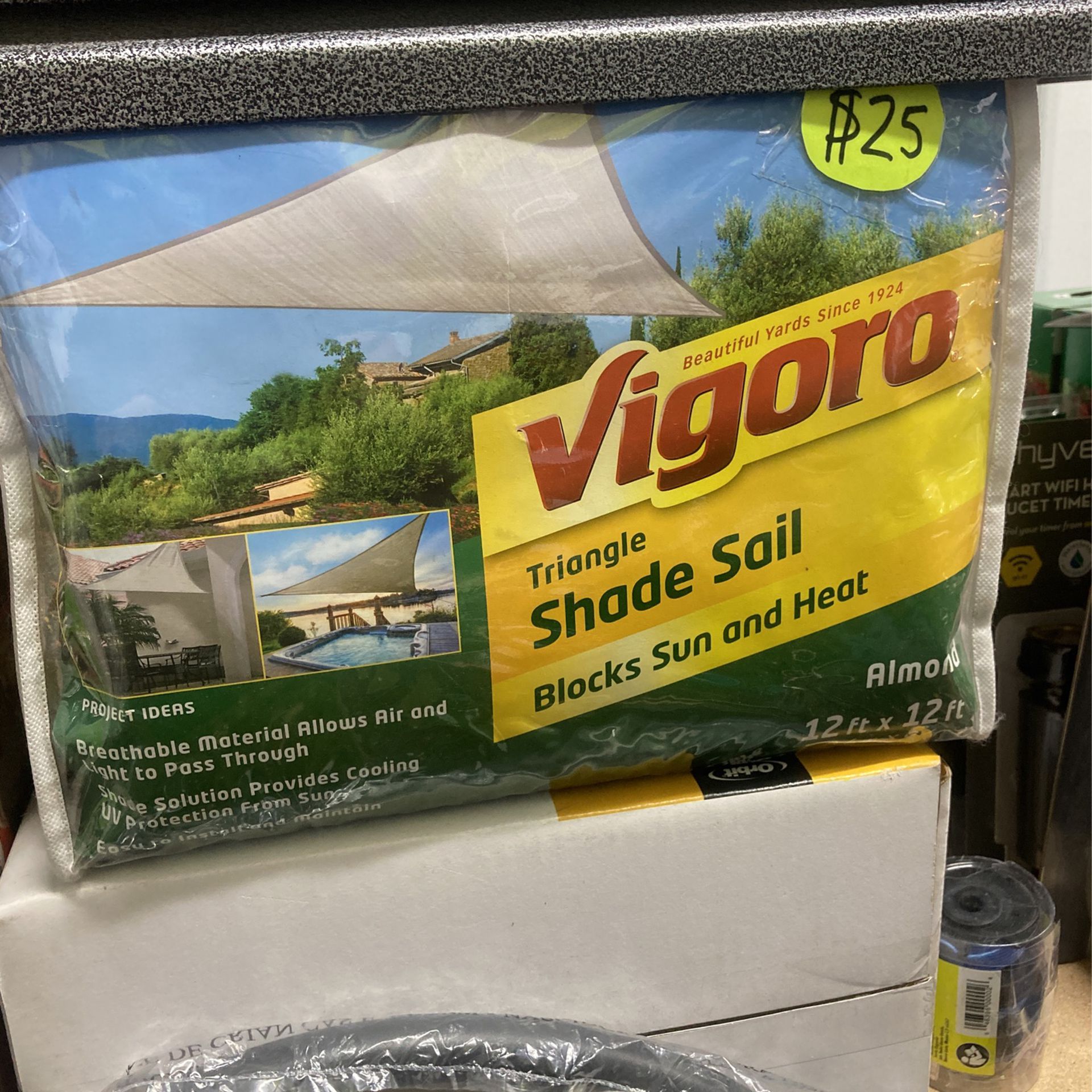 Vigoro Triangle Shade Sail