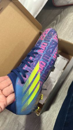 Soccer cleats