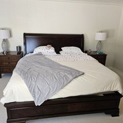 King Size Solid Wood Bed Frame With Built In Draw 