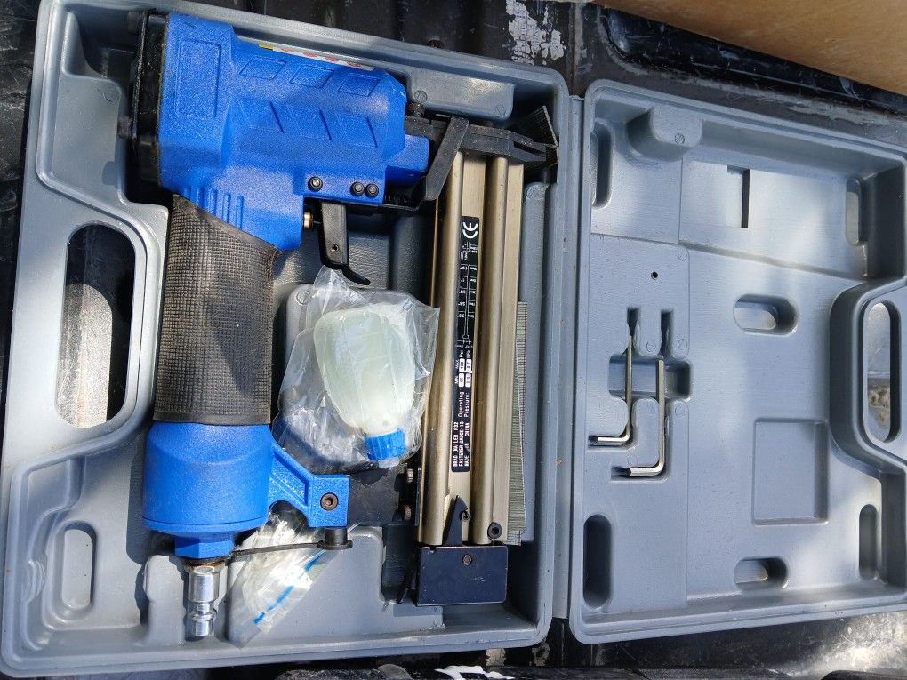 Finish Nail Gun