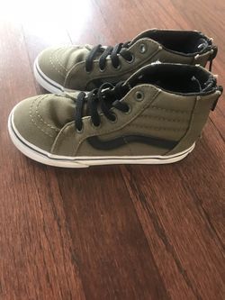 VANS SIZE 9C $20
