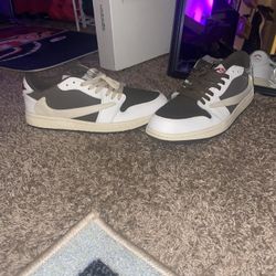 Jordan 1 low Travis Scott “Reverse Mocha”