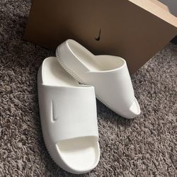 nike calm slides 