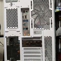 Gaming PC + 4K LG Gaming 27" Monitor