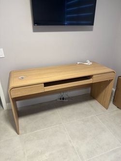 Modern Desk