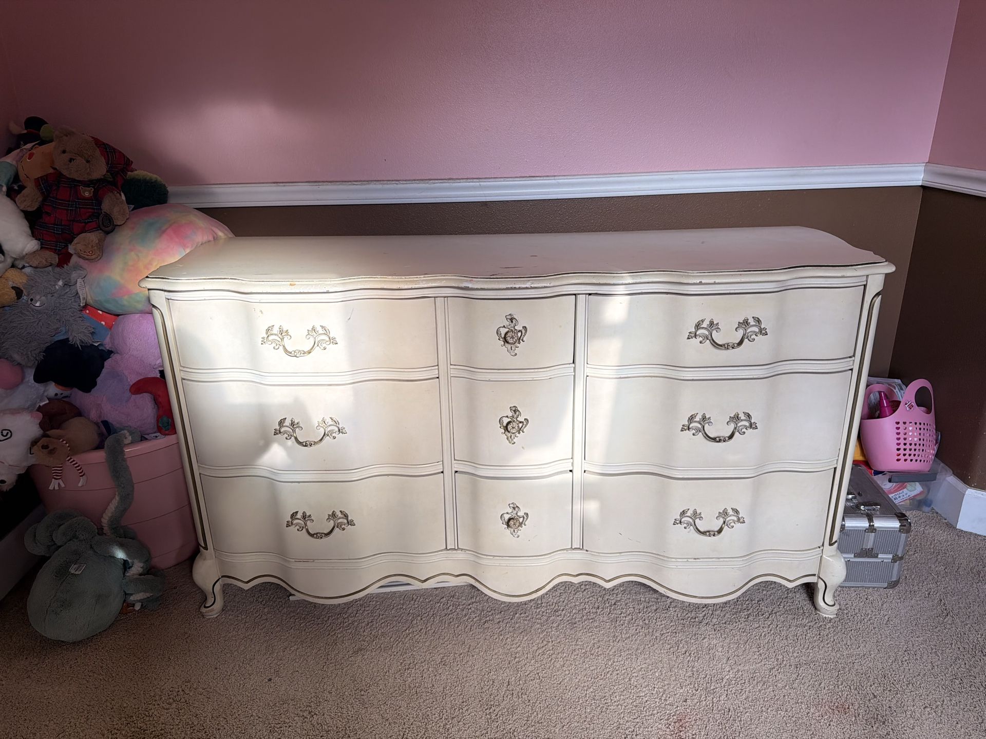 Bassett French Provincial Dresser & Side Table