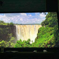 82in Tv Good For Movies And Games Really Heavy 150+