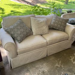 Loveseat. Like New!