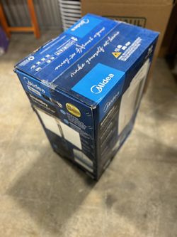 Midea SmartDry Dehumidifier With Pump