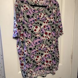 LuLaRoe Jack Skellington Irma Tunic Top L size Colorful Nightmare Christmas. Everett pick up area. Cash only. Sorry I don’t ship.