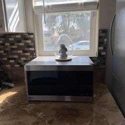 LG Microwave 