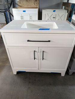 36in Bathroom Vanity with Top